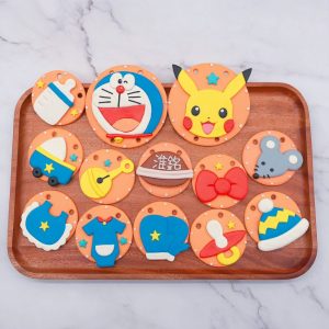 哆啦A夢收涎餅乾作品分享，皮卡丘寶寶客製化收涎餅乾