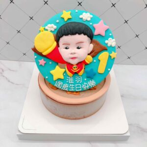客製化寶寶週歲“相片蛋糕”推薦，小朋友麵包超人裝扮造型生日蛋糕宅配